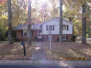 Foreclosed Home - 5833 IDLEBROOK DR, 28212