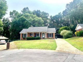 Foreclosed Home - 3207 ASPENDALE LN, 28212