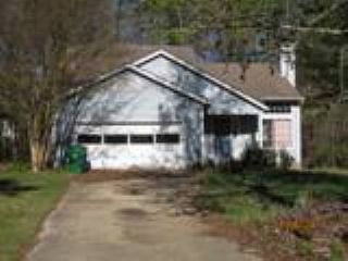 Foreclosed Home - 6002 WHITEWATER DR, 28214