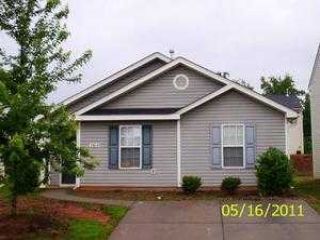 Foreclosed Home - 7814 MCGARRY TRL, 28214