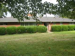 Foreclosed Home - 2308 MARY ANN DR, 28214