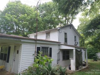 Foreclosed Home - 10601 MOUNT HOLLY RD, 28214