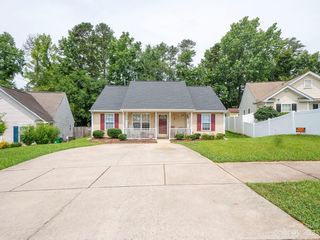 Foreclosed Home - 6030 MARY BLAIR LN, 28214