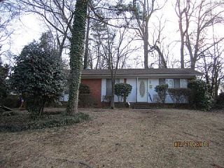 Foreclosed Home - 3908 COLEBROOK RD, 28215