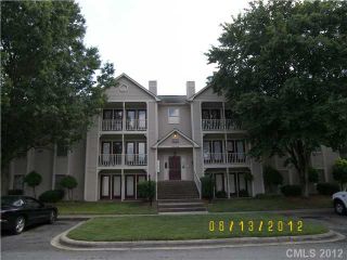 Foreclosed Home - 6130 MEADOW ROSE LN # D, 28215