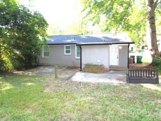 Foreclosed Home - 1705 FINCHLEY DR, 28215