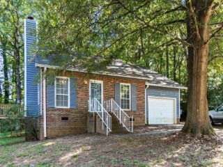 Foreclosed Home - 6024 CROSSWOOD CT, 28215