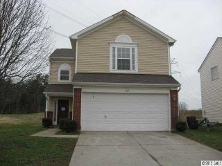 Foreclosed Home - 1111 ROLETTE CT, 28216