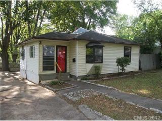 Foreclosed Home - 161 N SMALLWOOD PL, 28216
