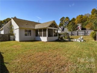 Foreclosed Home - 8003 TROTTER RD, 28216