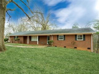 Foreclosed Home - 1816 AMBERHILL LN, 28216
