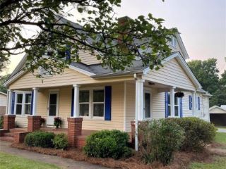 Foreclosed Home - 6036 PLEASANT GROVE RD, 28216