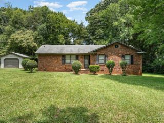 Foreclosed Home - 600 TOUCH ME NOT LN, 28216