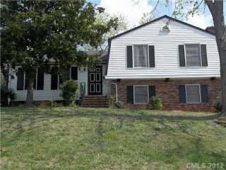 Foreclosed Home - 5600 CHERRYCREST LN, 28217
