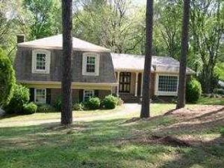 Foreclosed Home - 2410 AINSDALE RD, 28226
