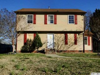 Foreclosed Home - 11111 KINGFISHER DR, 28226