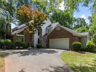 Foreclosed Home - 2405 HARTMILL CT, 28226