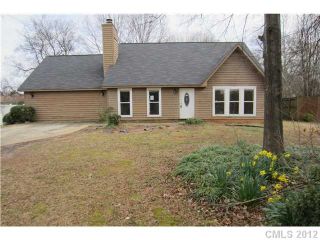 Foreclosed Home - 7538 EASTBOURNE RD, 28227