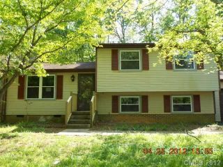 Foreclosed Home - 6215 FRINGE TREE DR, 28227