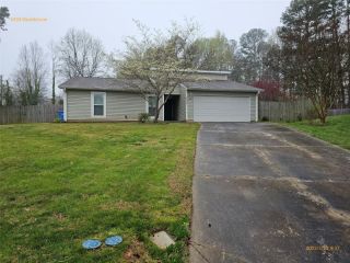 Foreclosed Home - 6504 WEALDSTONE CT, 28227