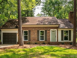Foreclosed Home - 7200 BRADLEY CT, 28227