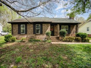 Foreclosed Home - 9229 SHACKLEFORD TER, 28227