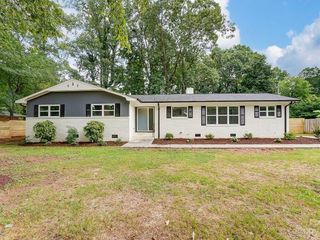 Foreclosed Home - 6022 WOODBRIDGE RD, 28227