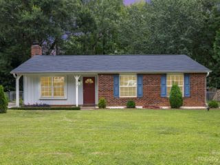 Foreclosed Home - 7707 HOLLY HILL RD, 28227