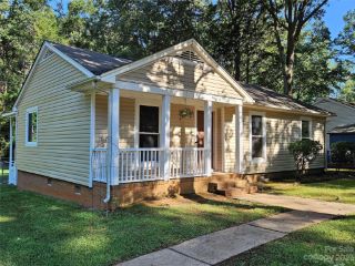 Foreclosed Home - 7301 LANCASHIRE DR, 28227