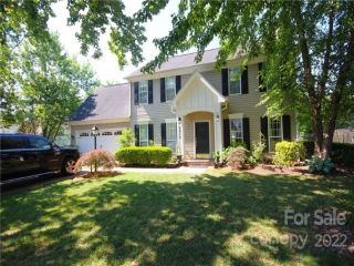 Foreclosed Home - 3913 HUNTMEADOW DR, 28269