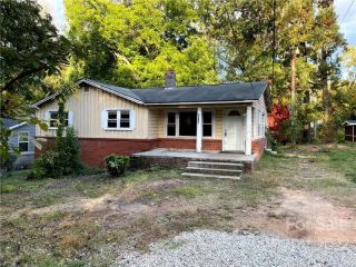 Foreclosed Home - 6510 ROCKWELL BLVD, 28269