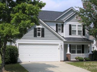 Foreclosed Home - 9802 WALTHAM CT, 28269