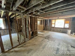 Foreclosed Home - 5825 GREENE ST, 28269