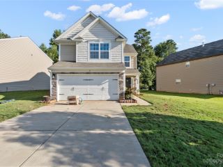 Foreclosed Home - 3735 ERNIE DR, 28269