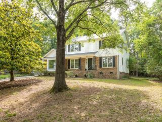 Foreclosed Home - 7422 KILCULLEN DR, 28270