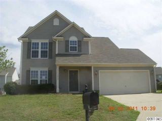 Foreclosed Home - 14215 LYNDERWOOD CT, 28273