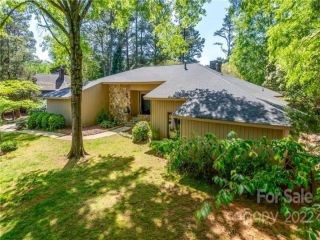 Foreclosed Home - 3430 WINDBLUFF DR, 28277