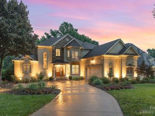 Foreclosed Home - 14747 BALLANTYNE COUNTRY CLUB DR, 28277