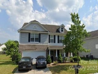 Foreclosed Home - 14201 WATERLYN DR, 28278