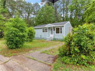 Foreclosed Home - 1629 RUDOLPH ST, 28301