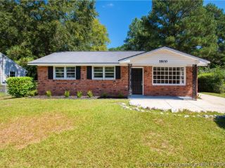 Foreclosed Home - 1900 TORREY DR, 28301