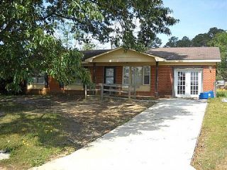Foreclosed Home - 117 BROCTON DR, 28303