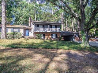 Foreclosed Home - 2542 S EDGEWATER DR, 28303