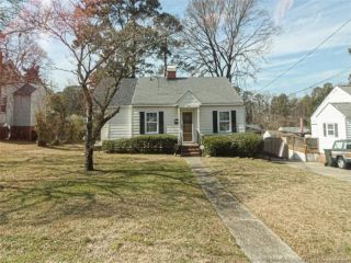Foreclosed Home - 607 GLENVILLE AVE, 28303