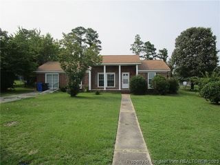 Foreclosed Home - 619 WELSH PL, 28303