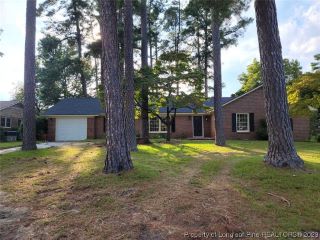 Foreclosed Home - 627 WAKEFIELD DR, 28303