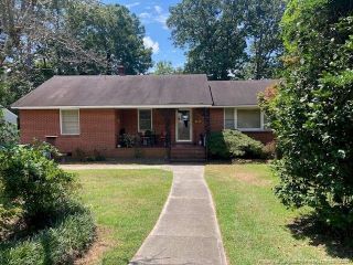 Foreclosed Home - 1801 CATAWBA ST, 28303