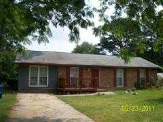 Foreclosed Home - 6410 DUNHAM DR, 28304