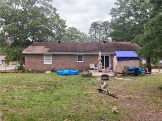 Foreclosed Home - 4139 VILLAGE DR, 28304