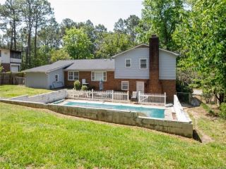 Foreclosed Home - 2422 COLGATE DR, 28304